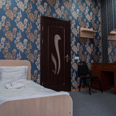 Hotel Sv Ninotsminda Zewnętrze zdjęcie