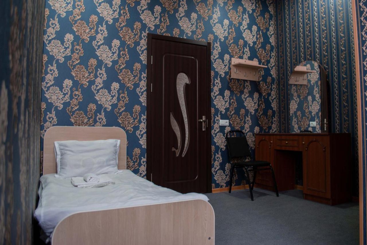 Hotel Sv Ninotsminda Zewnętrze zdjęcie