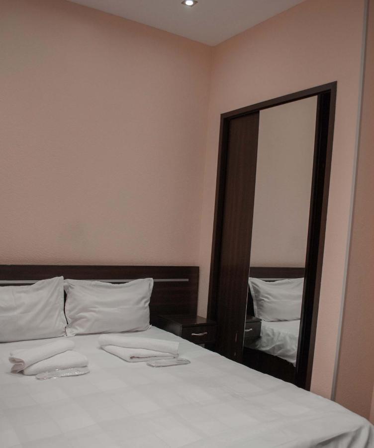 Hotel Sv Ninotsminda Zewnętrze zdjęcie